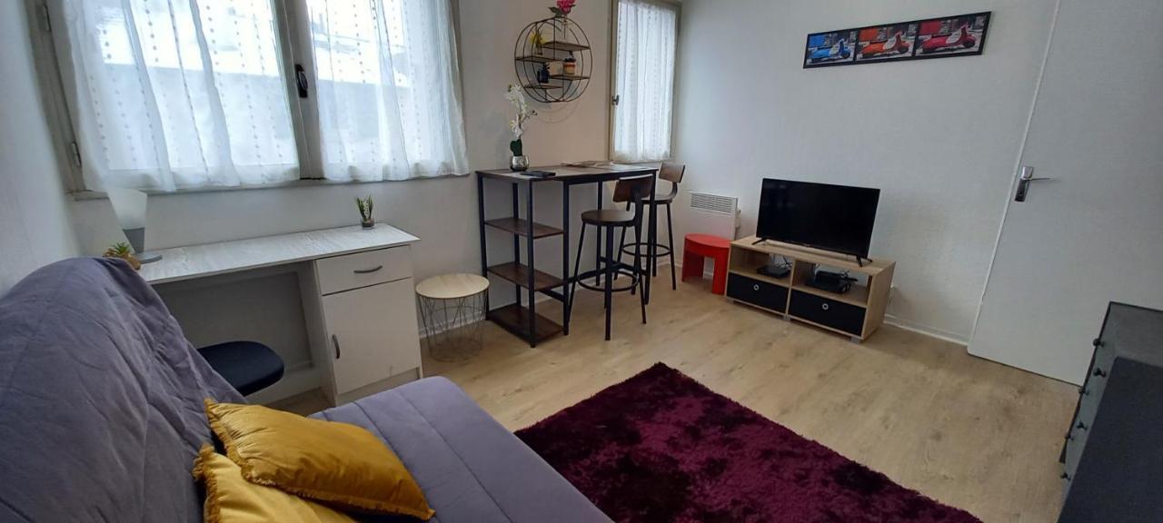 Le Zen -Studio Tout Equipe- Wifi Fibre- Centre Ville Avec Parking Tarbes Zewnętrze zdjęcie