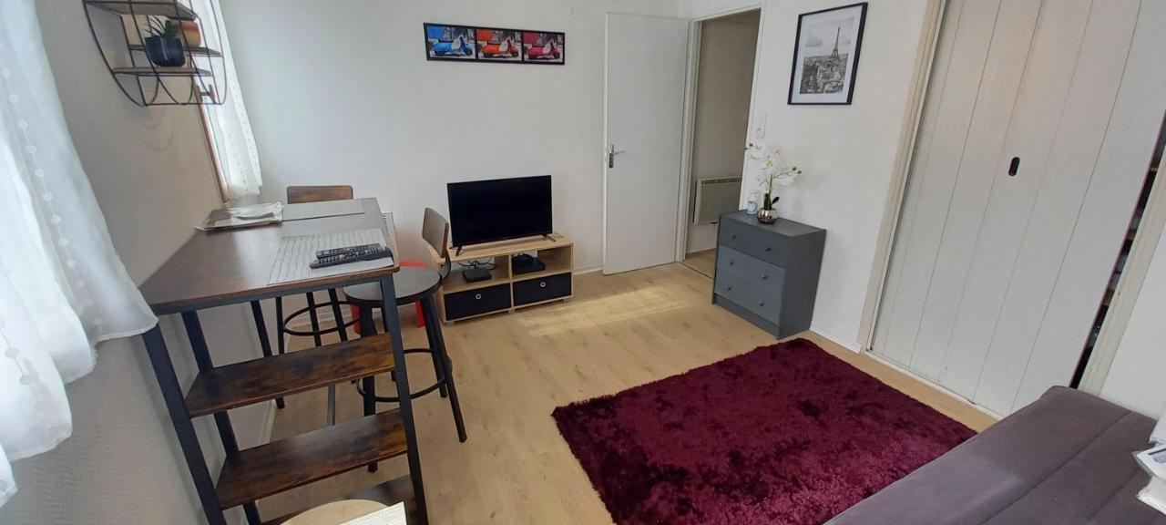 Le Zen -Studio Tout Equipe- Wifi Fibre- Centre Ville Avec Parking Tarbes Zewnętrze zdjęcie