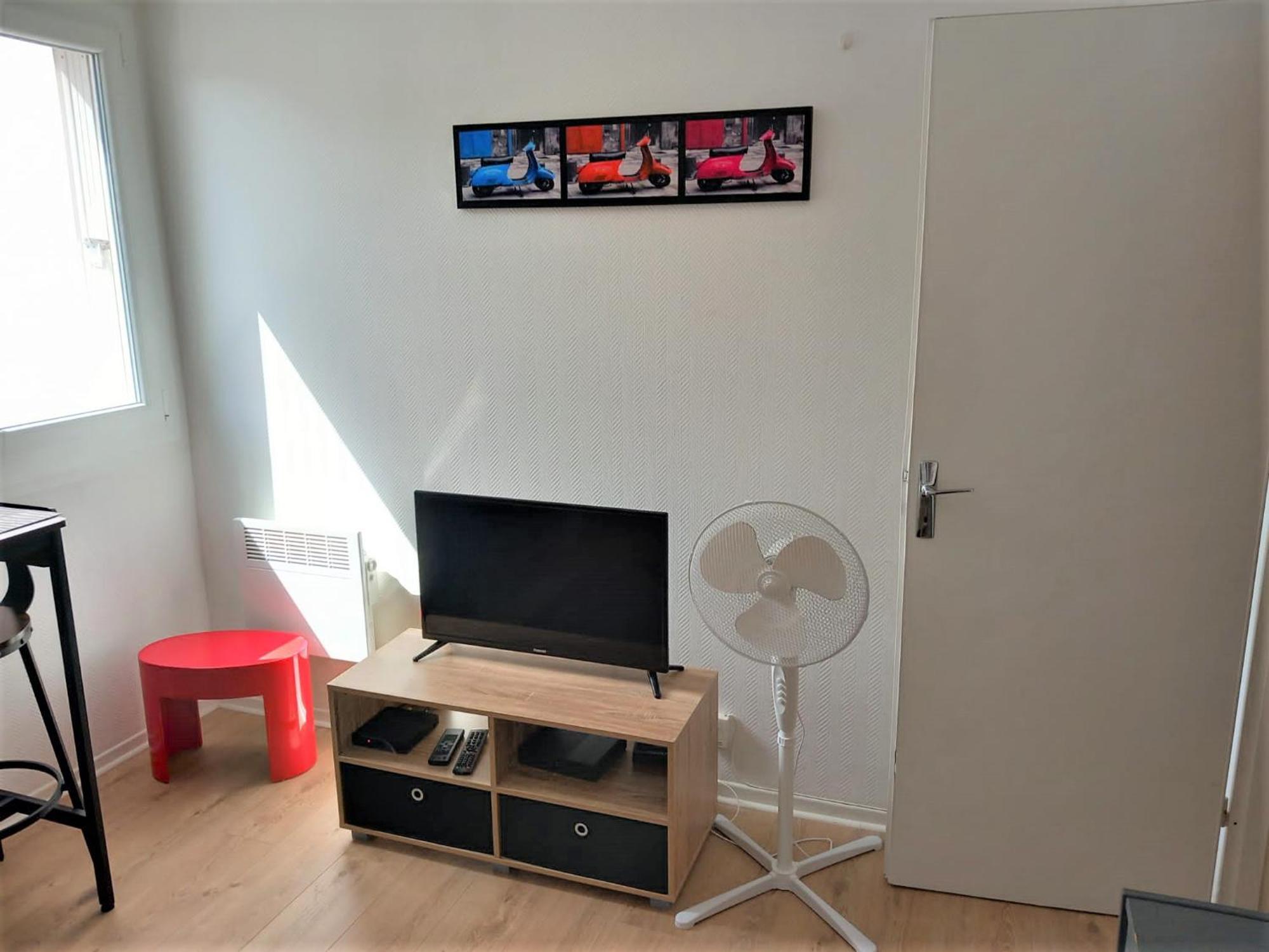 Le Zen -Studio Tout Equipe- Wifi Fibre- Centre Ville Avec Parking Tarbes Zewnętrze zdjęcie